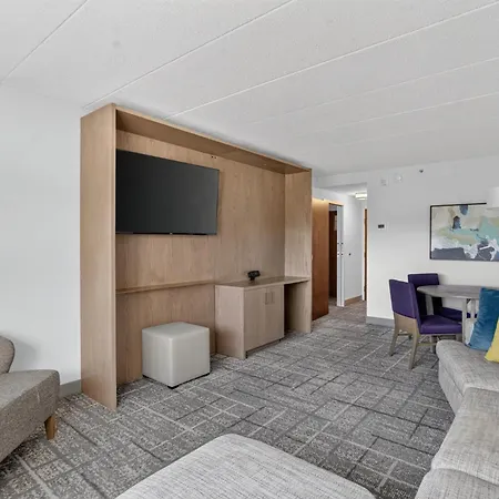 Crowne Plaza Lansing By Ihg-3