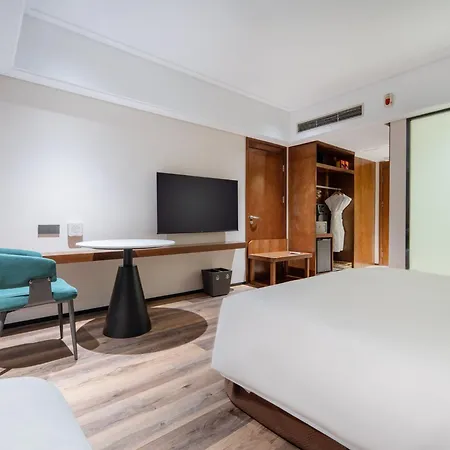 Holiday Inn Qingdao City Center By Ihg-2