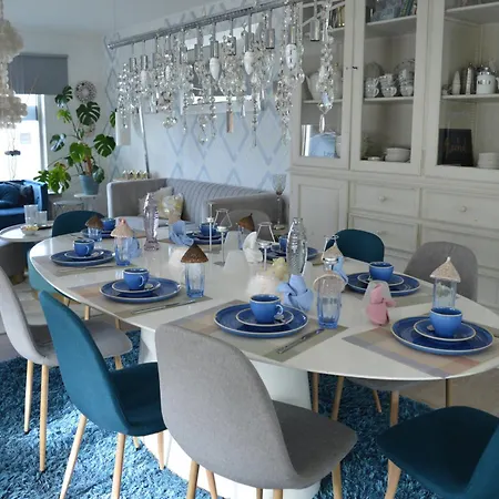 Guesthouse De Witte Merel Deluxe-3