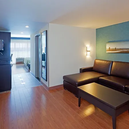 Holiday Inn Express Hotel & Suites Saint - Hyacinthe By Ihg-3