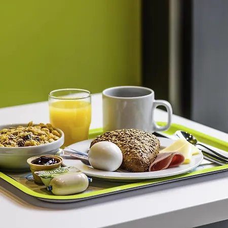 Ibis Budget Orleans Nord Saran-3