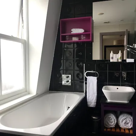 Hotel Indigo London - Kensington By Ihg-3