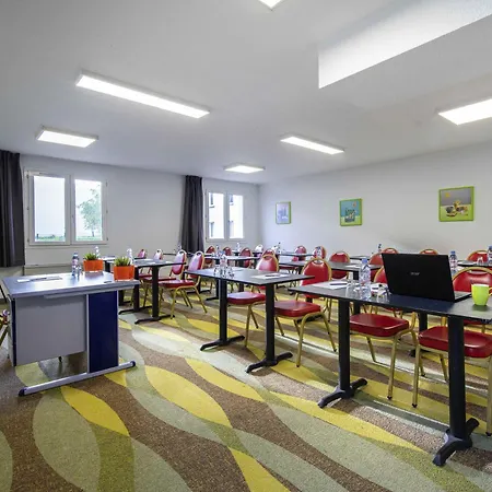 Ibis Styles Gien-3