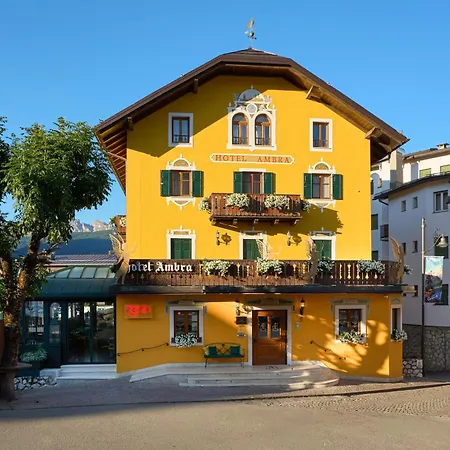 Ambra Cortina Luxury&Fashion Hotel-3