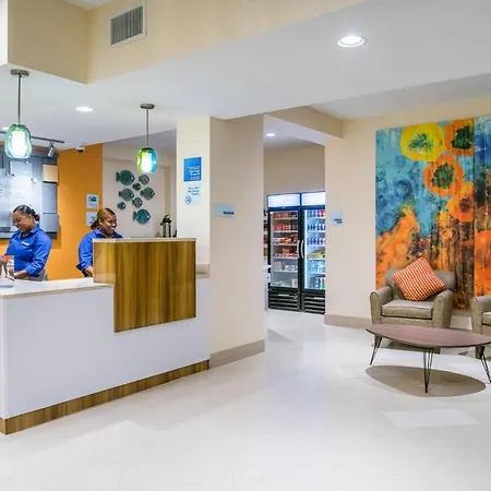 Holiday Inn Express & Suites Nassau By Ihg-2