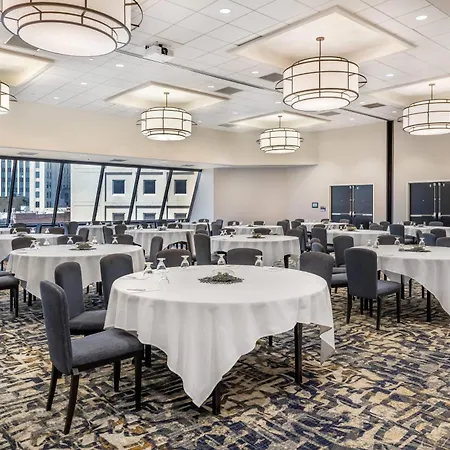 Radisson Blu Fargo-3