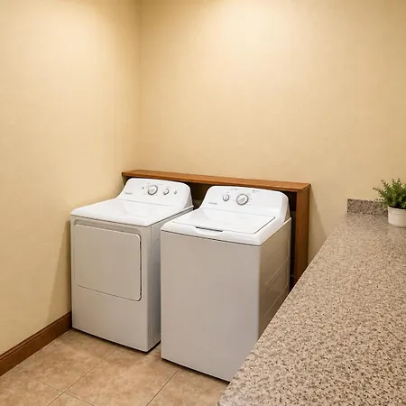 Heritage Hotel And Suites-2