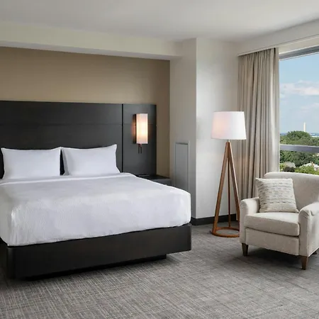 Residence Inn By Marriott Arlington Ballston-3