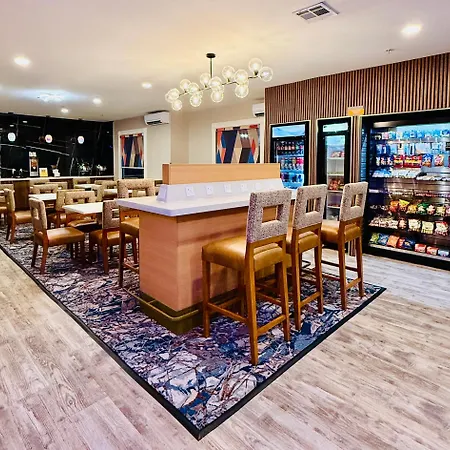 La Quinta By Wyndham Morgan City-2