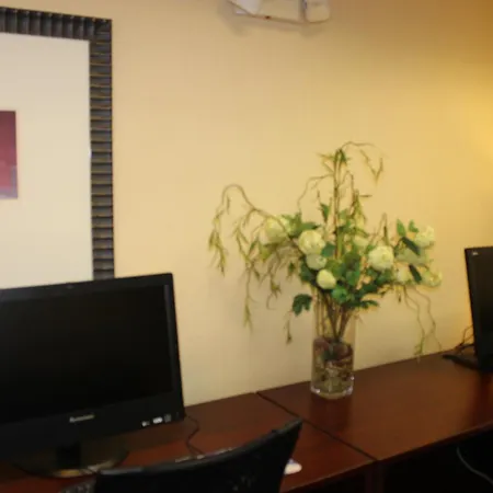 Holiday Inn Express Hotel & Suites - Atlanta/Emory University Area By Ihg-3