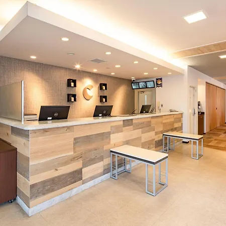 Comfort Hotel Saga-3