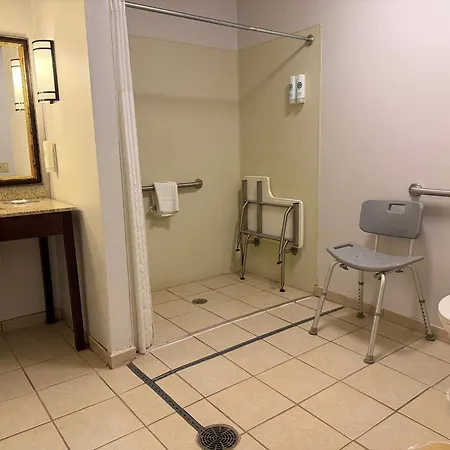 Comfort Suites Altoona North-2