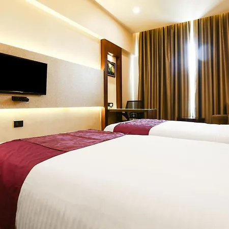 Treebo Premium Eden Residency Near Sec 29-2
