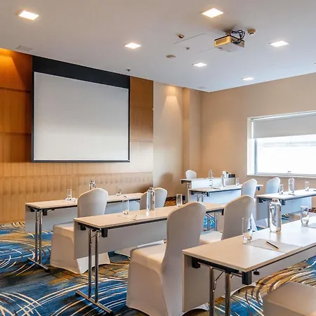 Novotel Dubai Al Barsha-2
