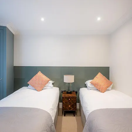 Fountain House Apartments - Hyde Park, London-2