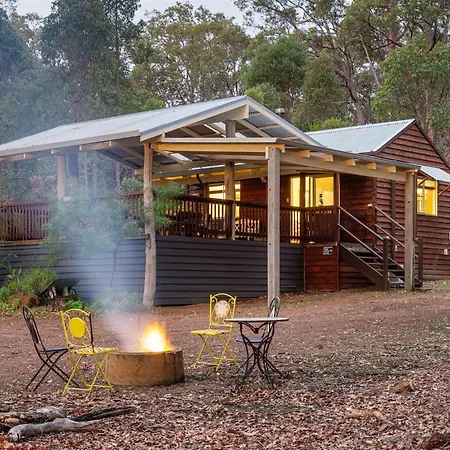 Jarrah Glen Cabins-2
