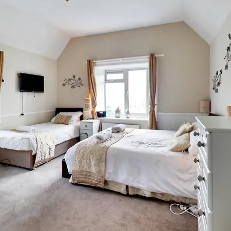 Robin Hill House Heritage B&B-2