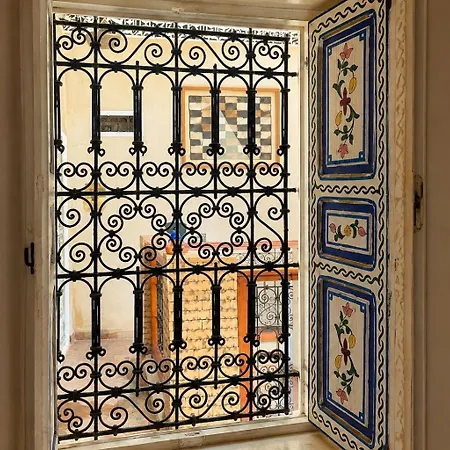Riad Hna Ben Saleh - Traditional Guest House Near Jemaa El-Fnaa Square-3