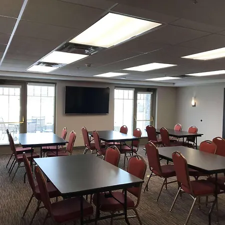 Country Inn & Suites By Radisson, Grand Forks, Nd-2