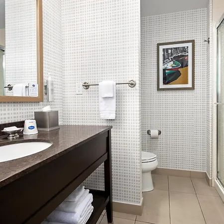Hampton Inn By Hilton Halifax Downtown-3