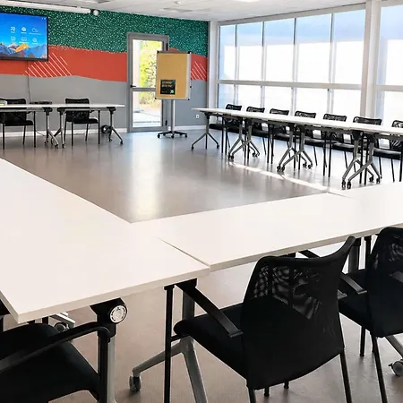 Ibis Styles Clermont Ferrand Sud La Pardieu-3