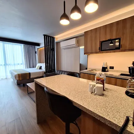 Hotel Block Suites-3