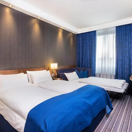 Holiday Inn Express Friedrichshafen By Ihg-2