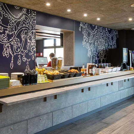 Ibis Budget Avignon Centre-2