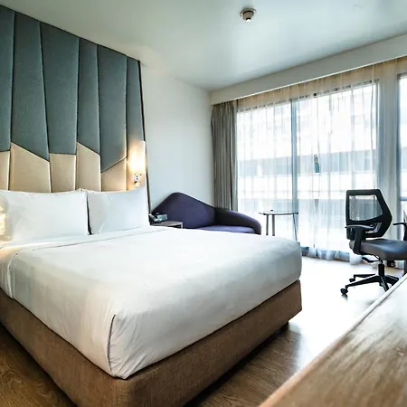 Holiday Inn Express Bangkok Sukhumvit 11 By Ihg-3
