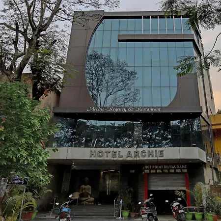 Treebo Archie Regency-3