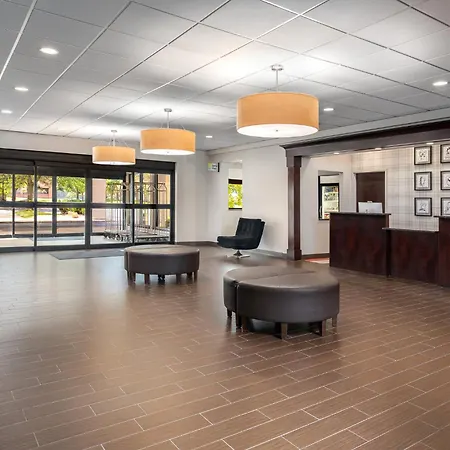Garner Hotel Wadsworth By Ihg-2
