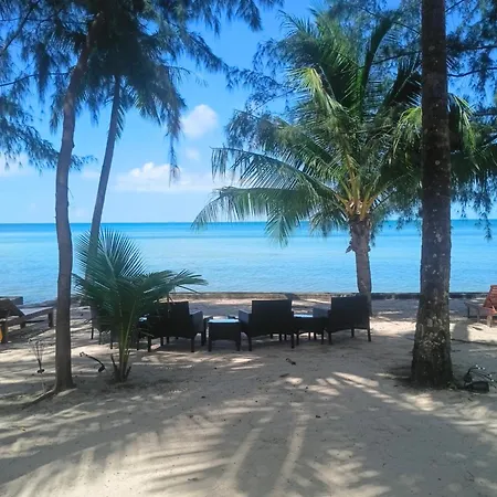 Kiki Coconut Beach Resort-3