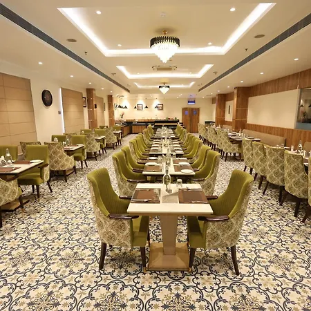Days Hotel By Wyndham Neemrana-3
