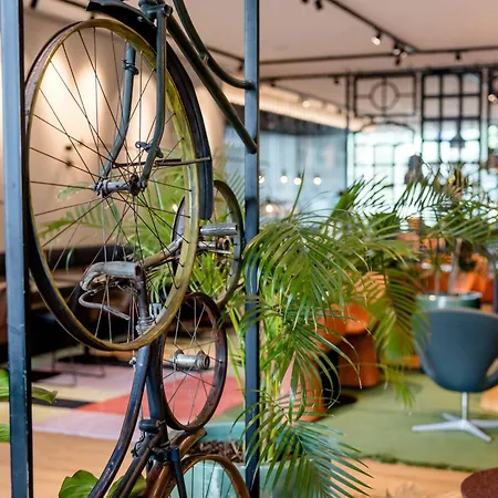 Motel One Amsterdam-3