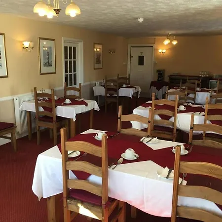 Novar Arms Hotel-3