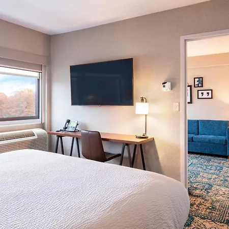 Four Points By Sheraton Norwood Conference Center-2