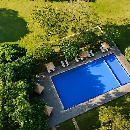 Grand Tamarind Lake-2