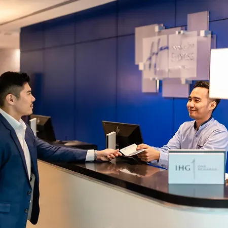 Holiday Inn Express & Suites Johor Bahru By Ihg-3