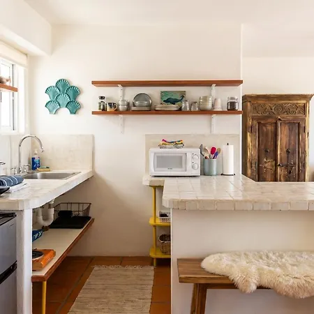 La Optimista Boutique Hotel & Concierge-3