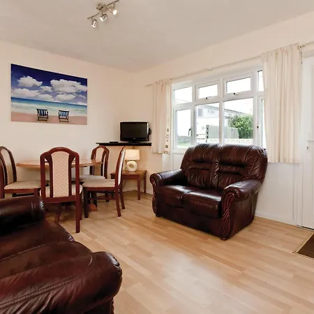 Anglesey Bungalows-2