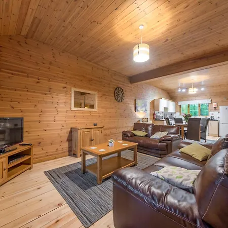 Woodland Park Lodges-3