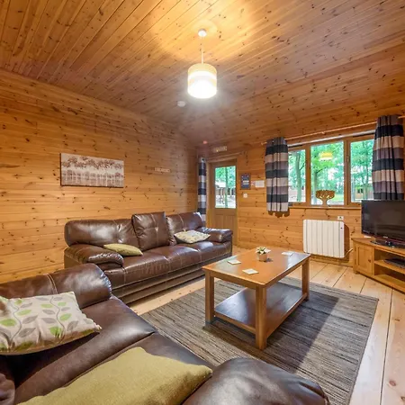 Woodland Park Lodges-2