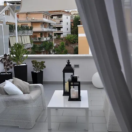 Glamroom Luxury Terrace-3