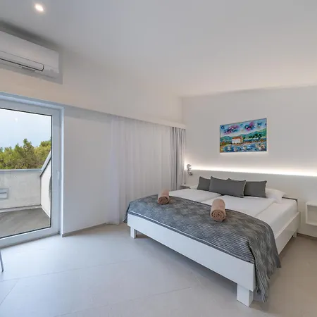 Rivalmare Beach Boutique Hotel-3