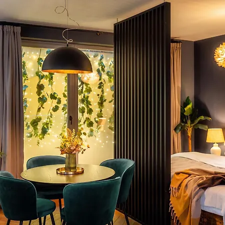 Old Royal Post Boutique Hotel & Premium Suites-2