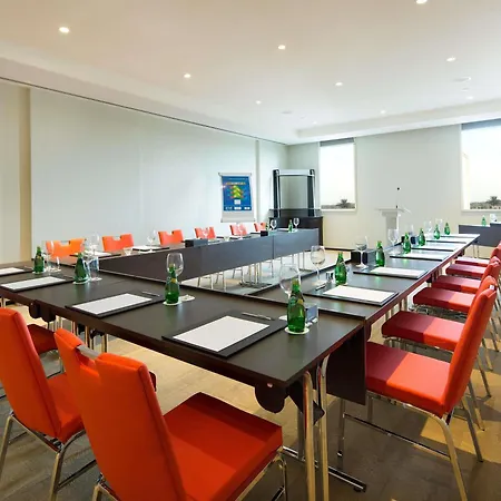 Ibis Dubai One Central-3