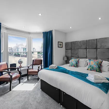 Sinclair'S Rooms-2