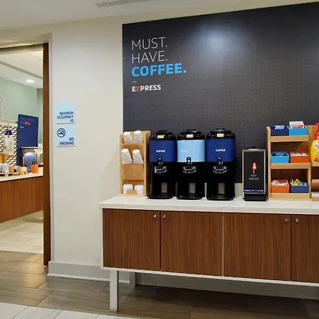 Holiday Inn Express & Suites New Buffalo, Mi By Ihg-3