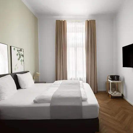 Limehome Prague Muza-2