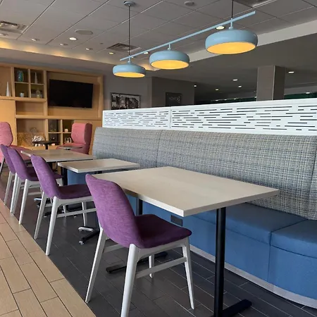 Home2 Suites By Hilton El Paso Airport-3